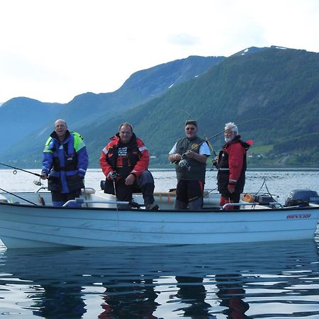 Troll Fjordhytter Syvde Esterno foto