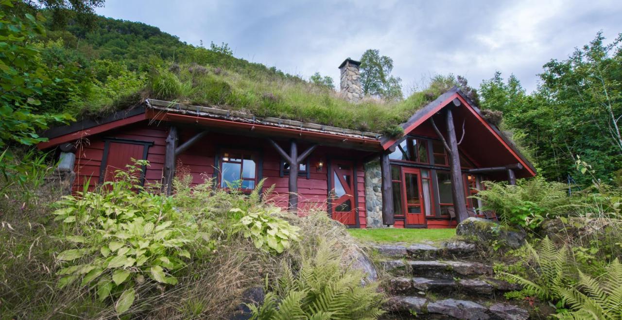Troll Fjordhytter Syvde Esterno foto